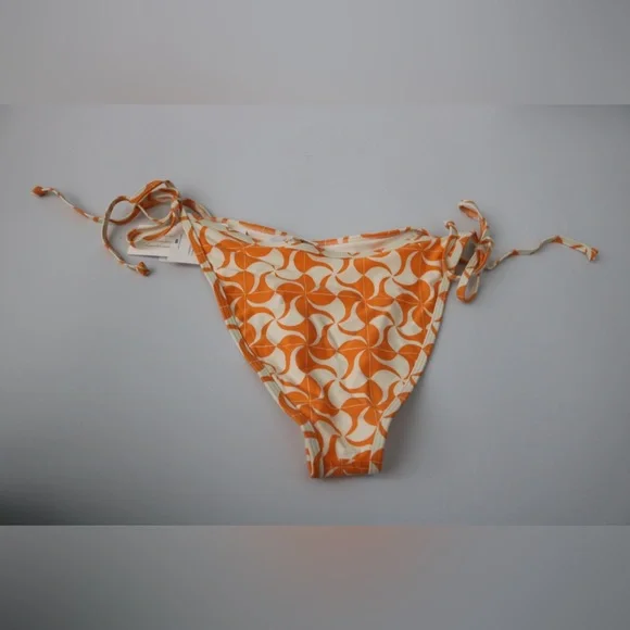 NWT-L*Space Aspen Levy Bikini Bottom- Size Medium - Picture 4 of 7